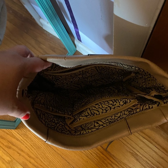 Max studio pink crossbody - Picture 2 of 2